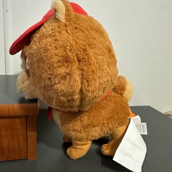 PAW PATROL MIGHTY MOVIE THE ONE AND ONLY CUDLE PILLOW JUNIOR PATROLLER RED 12” - Picture 4 of 10